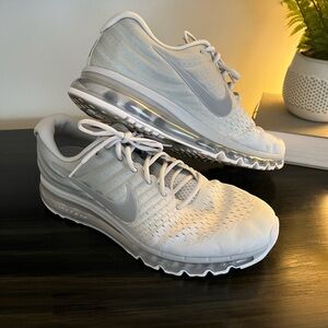 Nike Air Max 2017 Athletic Shoes